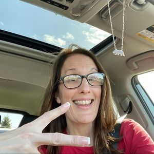 Meet your Posher, Karla